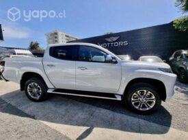 Mitsubishi L200 2.4 DAKAR CRS 4×4 AUT 2023 Factura