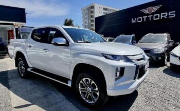 Mitsubishi L200 2.4 DAKAR CRS 4×4 AUT 2023 Factura